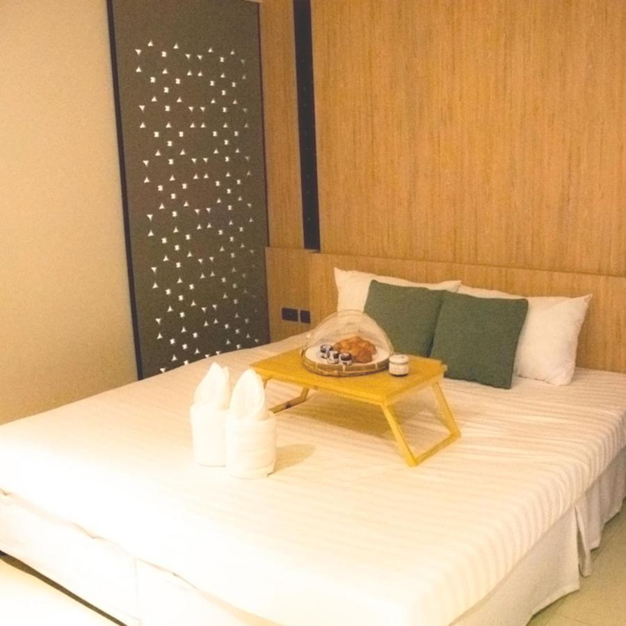 ホテル Santosa Detox Retreat プーケット エクステリア 写真